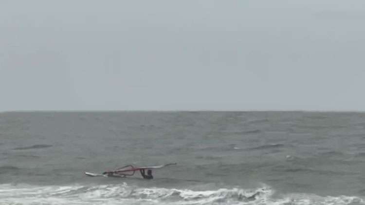 surfer starker wind 1