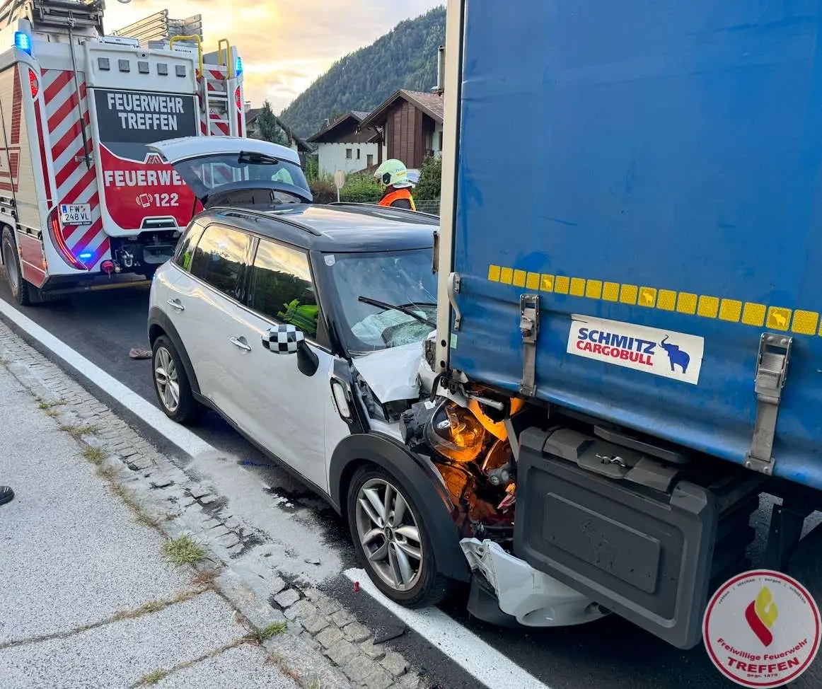 Auffahrunfall in Treffen Am Ossiacher See