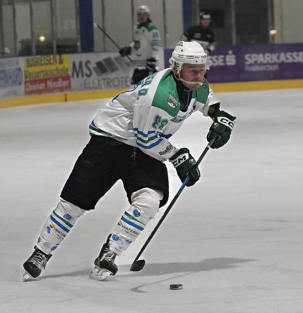 Ledenitzen/Feld am See gewinnt heißes erstes Playoff-Duell gegen Carinthian Team